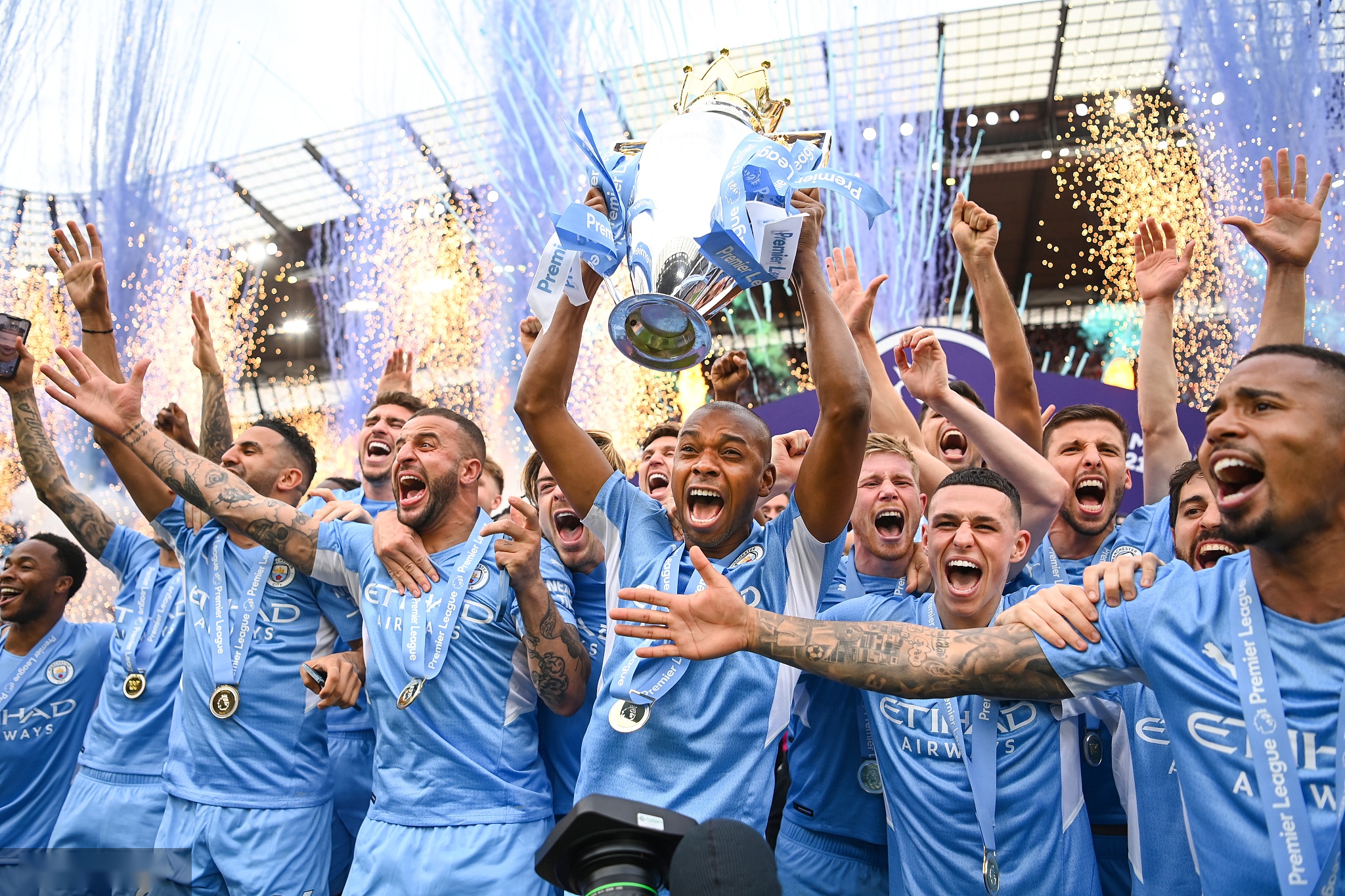 与球队有着 与球队有着