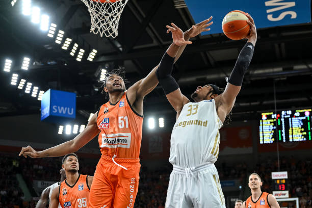 蒯曼依然保 蒯曼依然保